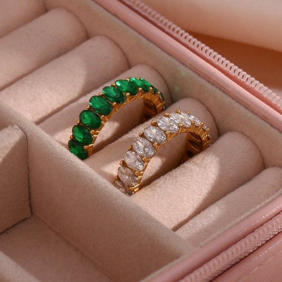 Vintage Emerald Green Baguette Oval Zircon Eternity Ring 18K Gold - Picture 7 of 8